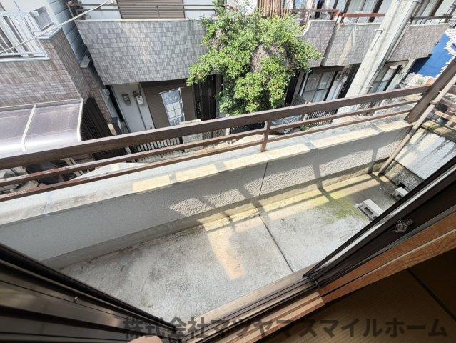 日下1丁目貸家 バルコニー