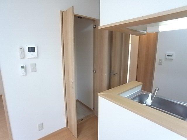 アムールコンフォルターブル 収納