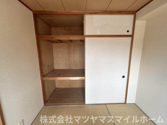 ファミーユ2（303） 収納