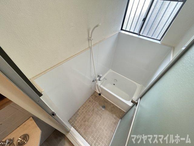 寺川5丁目貸家（1） バス／シャワー