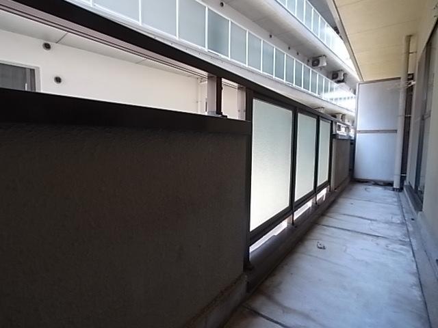 ライフレジェンド扇町（301） バルコニー