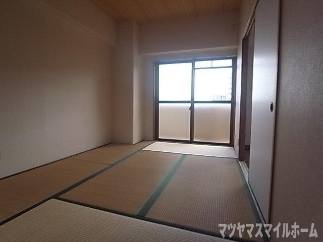 フローリッシュ北田（507） リビング