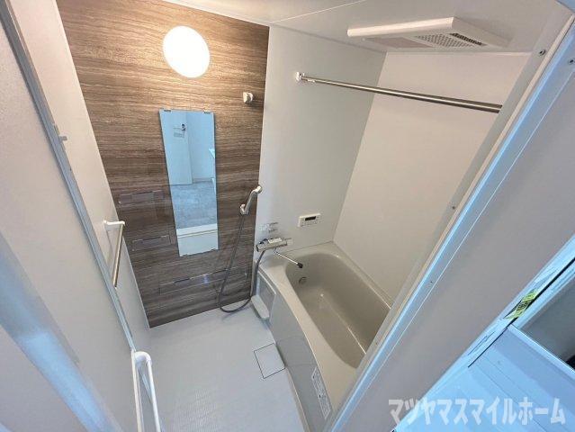ラモーナ雁屋西町（301） バス／シャワー