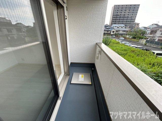 ラモーナ雁屋西町（301） バルコニー