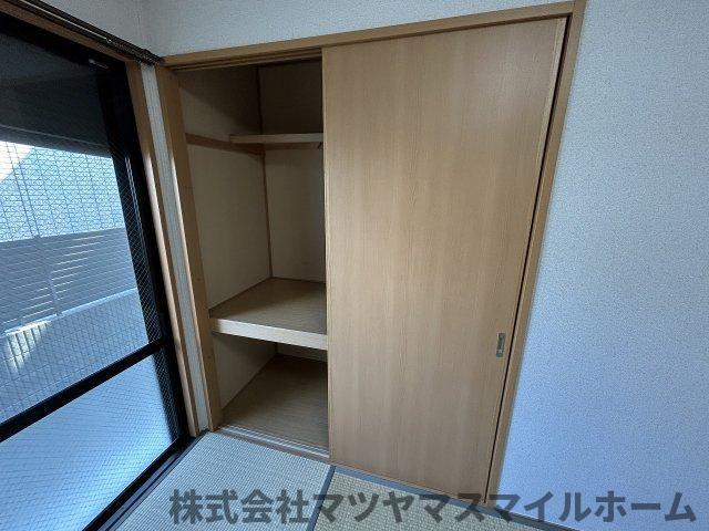 ヴァロンドール角田C（101） 収納