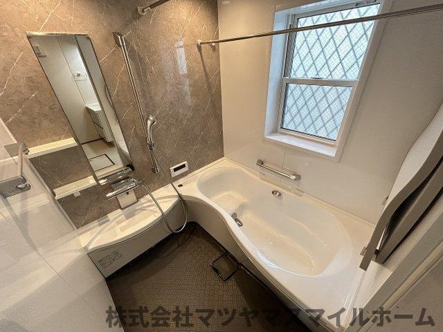 アーディフハウス吉田（102） バス／シャワー