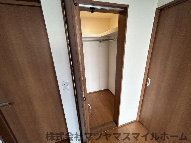 アーディフハウス吉田（102） 収納