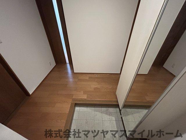 アーディフハウス吉田（102） 玄関