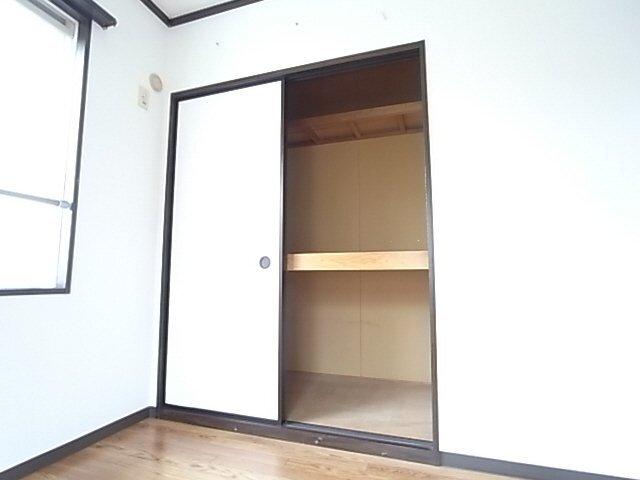 ロゼッリーナ灰塚（102） 収納