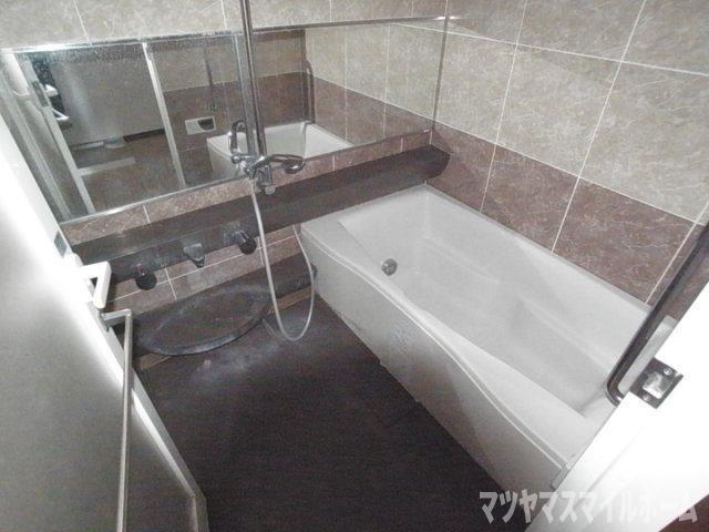 ローレルスクエア住道サンタワー バス／シャワー