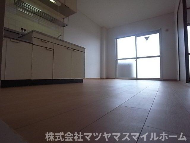 ビューテラス畷A棟（305） リビング