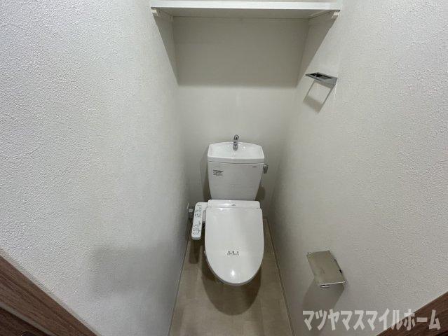 プレリス鶴見緑地グランガーデリア（803） トイレ