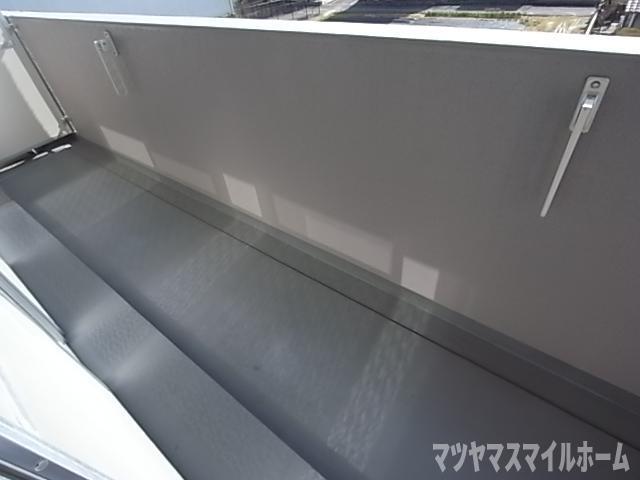 フェルザ住道（旧：パルティール田中）（106） バルコニー