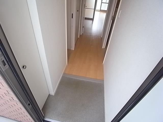メゾン髙野（102） 玄関