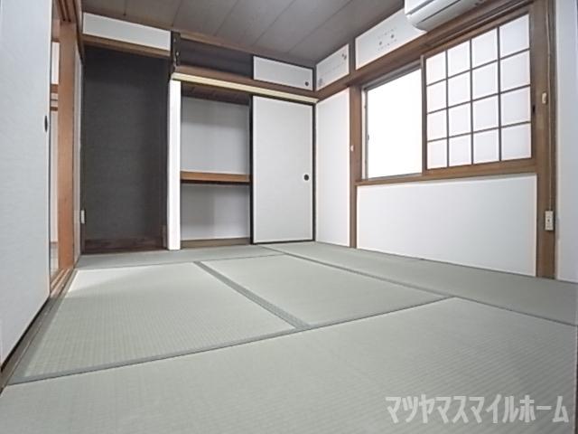 灰塚4丁目貸家（西側） その他