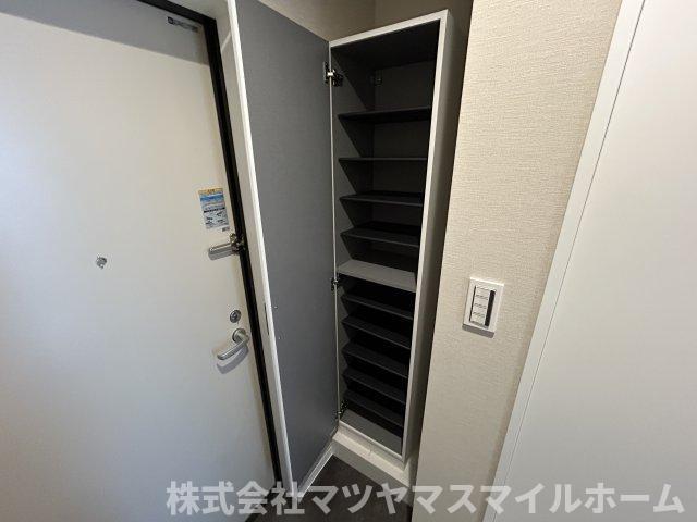 St.Residence南津の辺（301） 収納