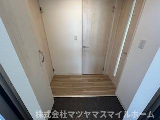 ジーメゾン角田ラシード（102） 玄関