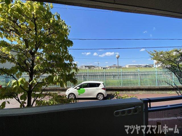 セ・エム・アッシュ北野（303） バルコニー