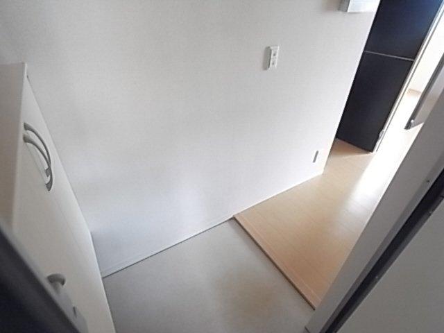 D-room美田 玄関