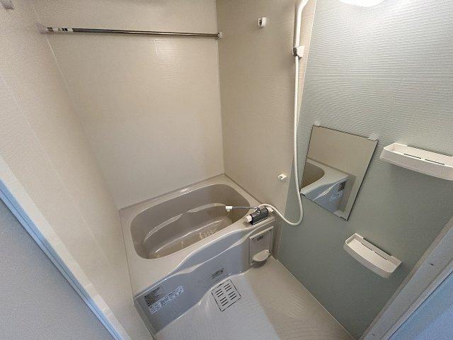大東市南津の辺町アパート バス／シャワー