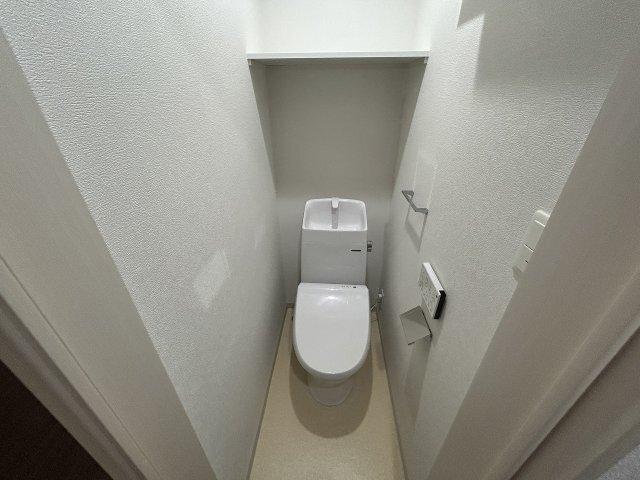 大東市南津の辺町アパート トイレ