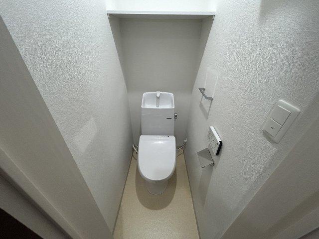 大東市南津の辺町アパート トイレ