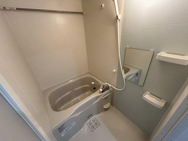 大東市南津の辺町アパート バス／シャワー