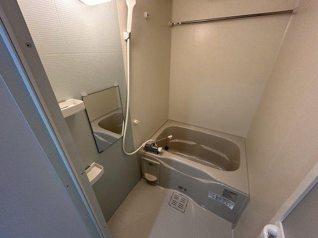 大東市南津の辺町アパート バス／シャワー