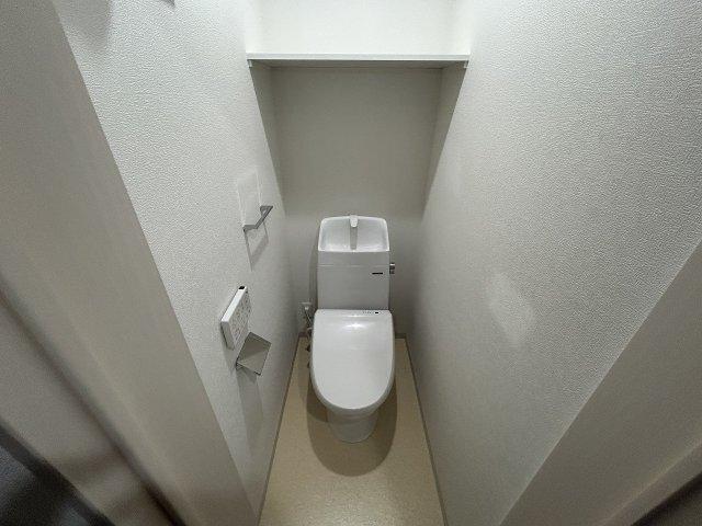 大東市南津の辺町アパート トイレ
