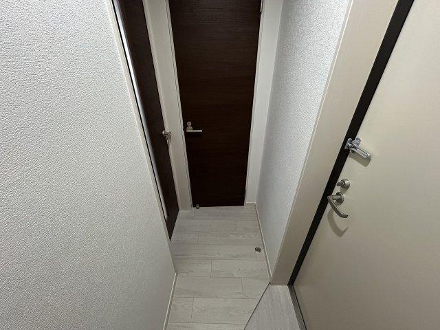 大東市南津の辺町アパート 玄関