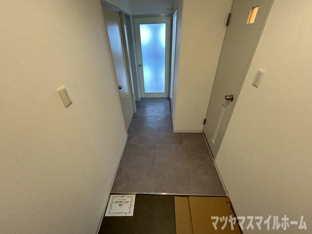 ウエストプラザ（510） 玄関