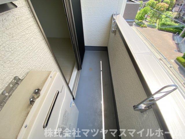 フジパレス吉田本町Ⅰ番館（305） バルコニー