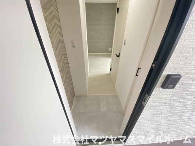 ラモーナ諸福Ⅲ（206） 玄関