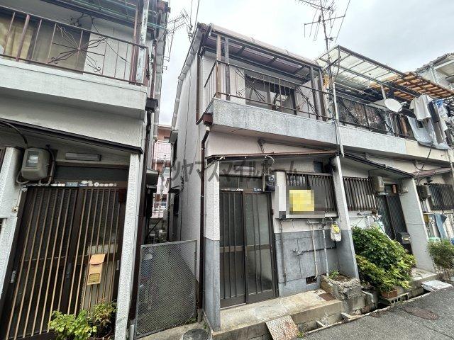 野崎駅より徒歩10分 築56年5ヶ月 2階建の賃貸物件