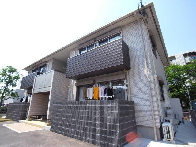 ＯＮＥ　ＳＴＥＰ　A棟 外観