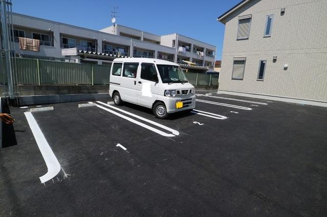 ラフィーネ徳庵（101） 駐車場