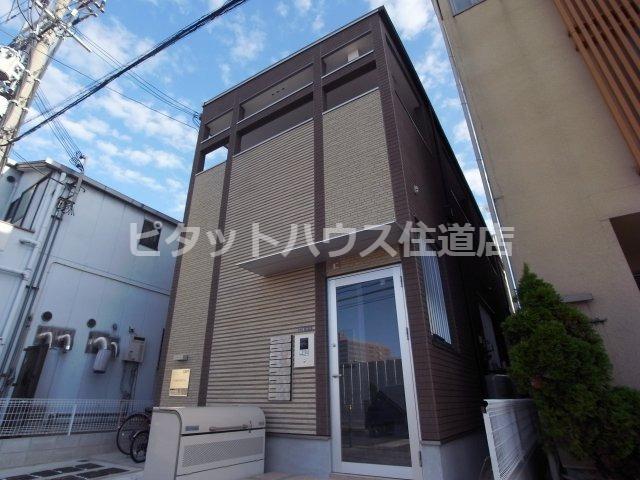 COMFORTIA（102） 外観