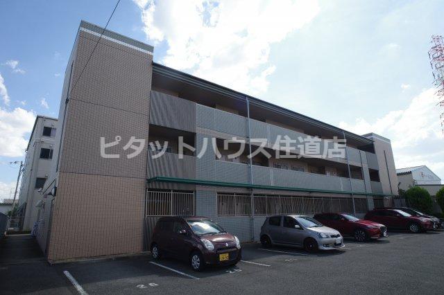 グランビヤンフェ（107） 外観