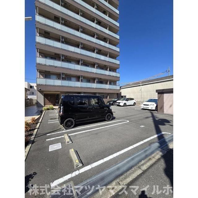 SA−COURT（101） 駐車場