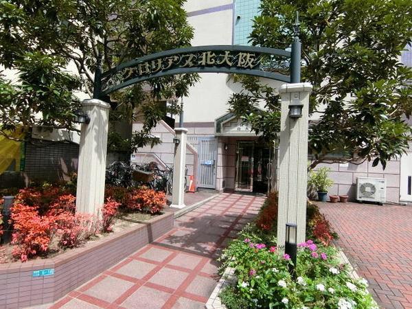 グロリアス北大阪 エントランス