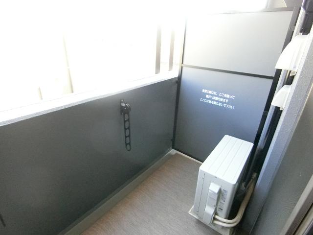 大阪市淀川区西三国マンション バルコニー
