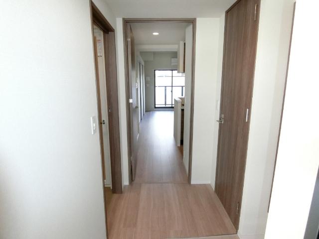 アーバングランデ新大阪 玄関