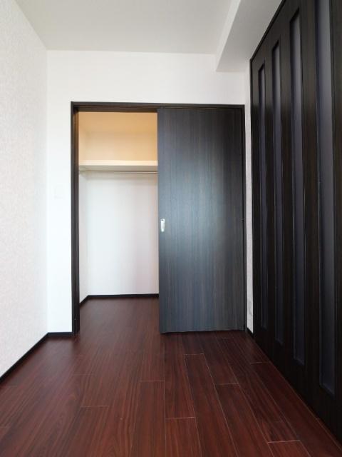 プレジオ西中島ASIAN 収納