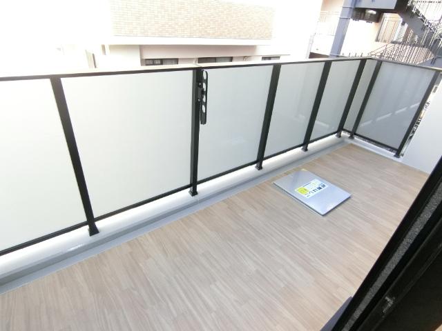 大阪市淀川区宮原マンション バルコニー