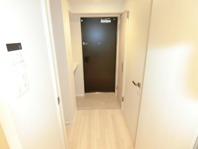 大阪市淀川区西中島マンション 玄関