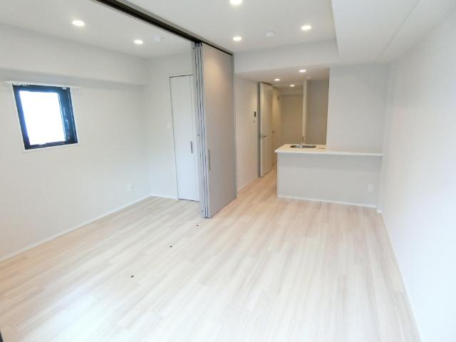 大阪市淀川区西中島マンション リビング