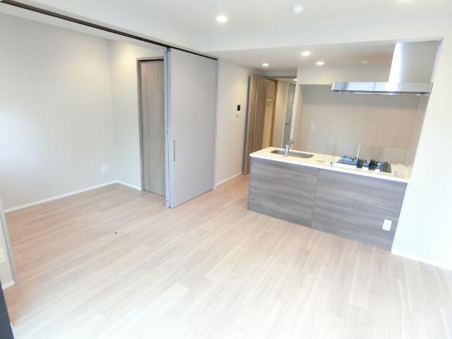 大阪市淀川区西中島マンション リビング