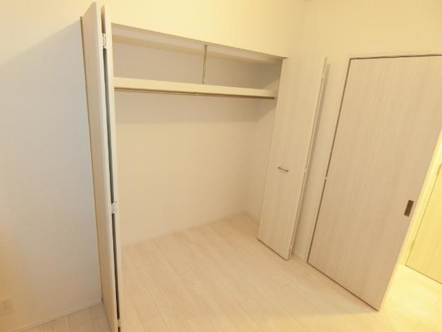 スプランディッド新大阪VⅢ 収納