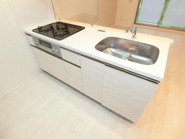 スプランディッド新大阪VⅢ キッチン