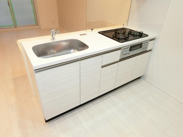 スプランディッド新大阪VⅢ キッチン